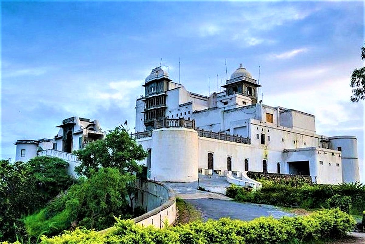 Sajjangarh Udaipur - Monsoon Palace Udaipur - Sajjangarh Palace Udaipur -Top Hill Stations of Rajasthan you can’t miss!