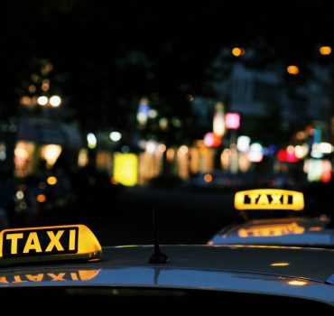 Choosing the Best Taxi Service in Udaipur